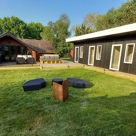 Renovated With Outdoor